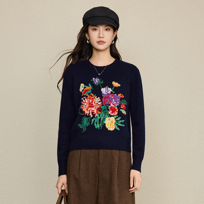 Embroidered peony round neck long sleeved pullover sweater