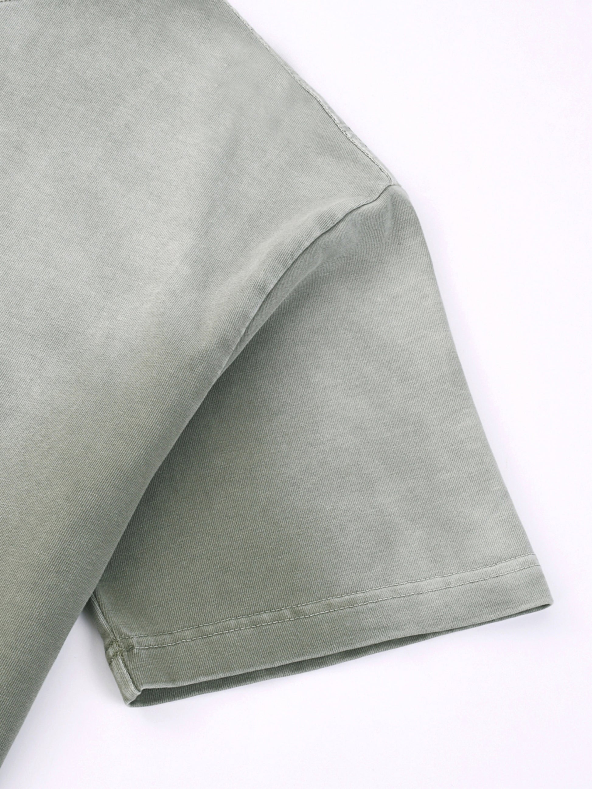 ODMPOD "I" Shape Gradient Washed T-Shirt featuring a soft, faded design and casual fit, displayed on a mannequin.